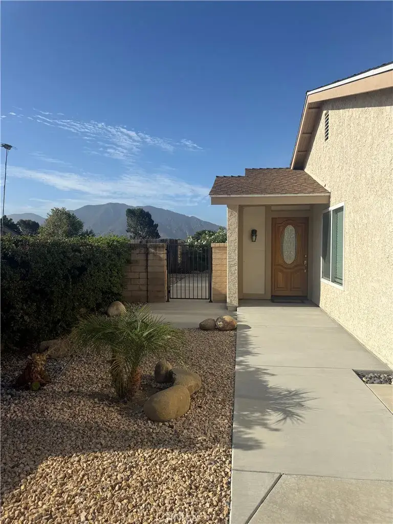 5176 Creekside Road, Camarillo, CA 93012 - #1