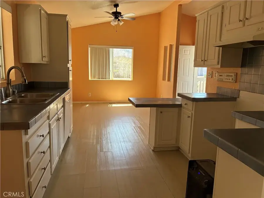 4901 Green River #309, Corona, CA 92878 - #2