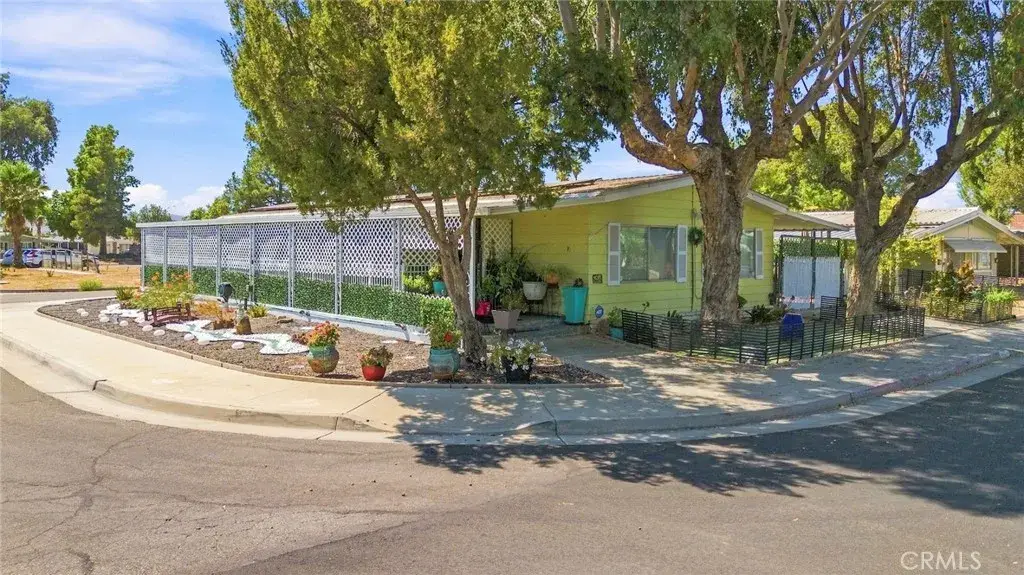643 Mariposa, Hemet, CA 92543 - #1