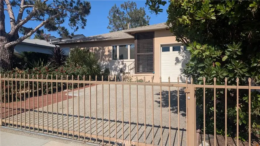 13706 S Berendo, Gardena, CA 90247 - #3