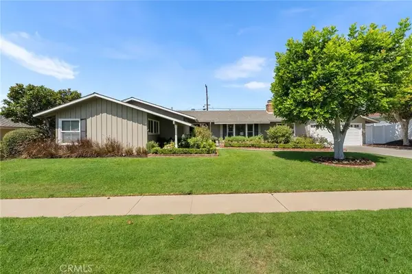 13831 Winthrope Street, North Tustin, CA 92705