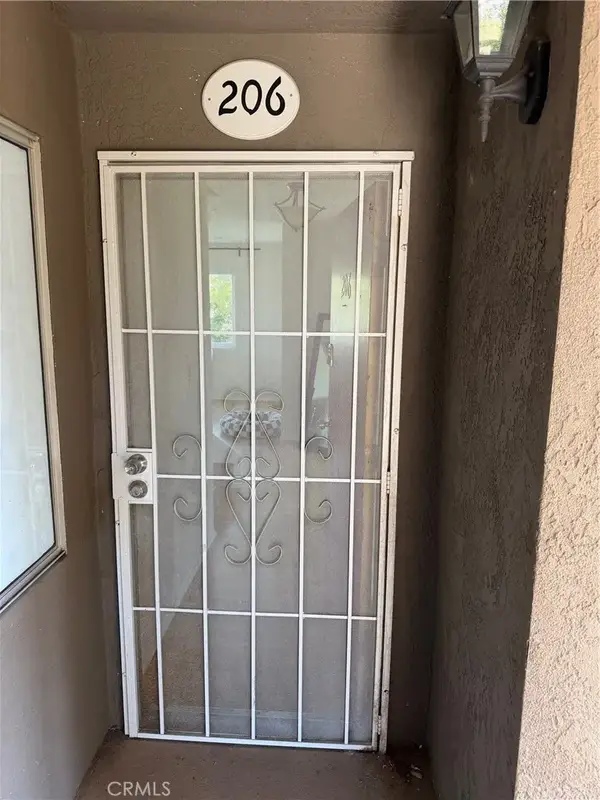 725 Coronado #206, Long Beach, CA 90804
