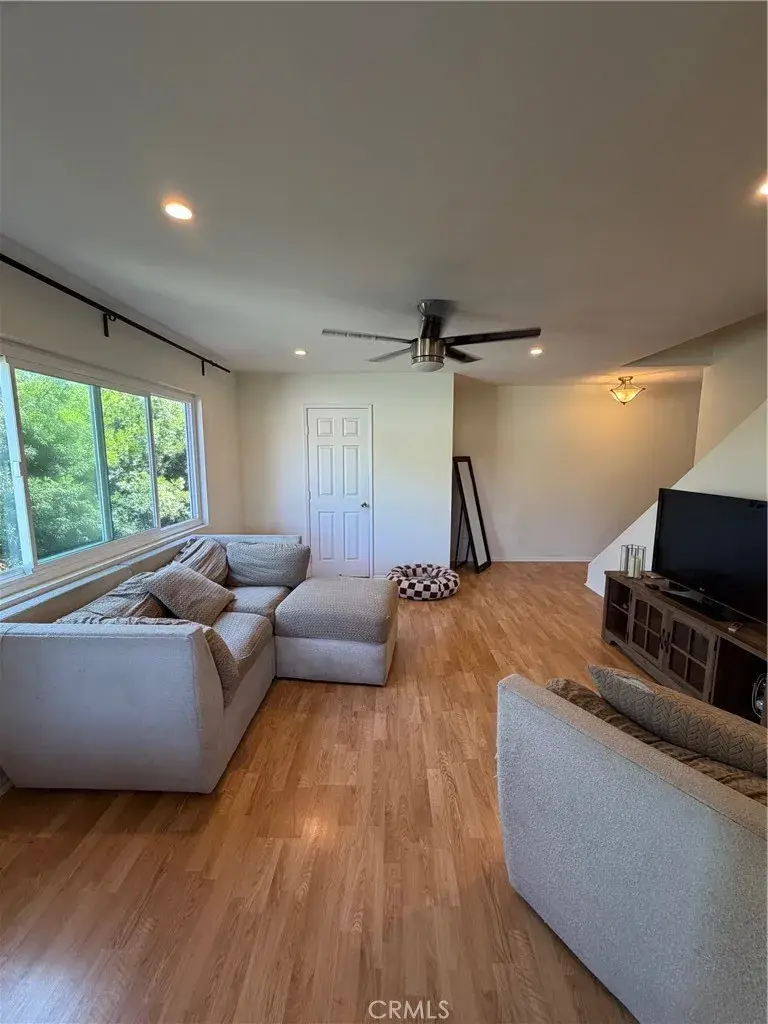 725 Coronado #206, Long Beach, CA 90804 - #3