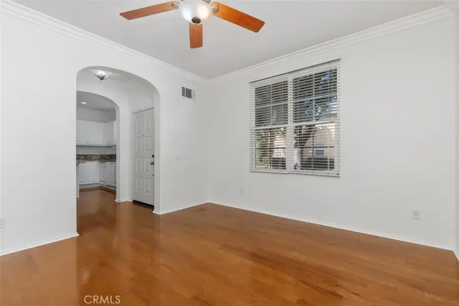 60 Avondale, Irvine, CA 92602 - #3