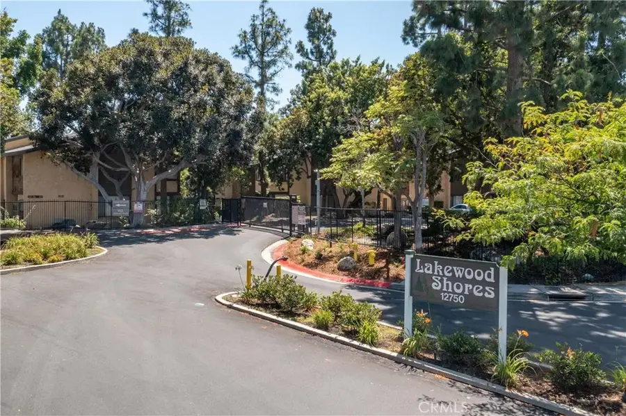 12750 Centralia #81, Lakewood, CA 90715 - #2