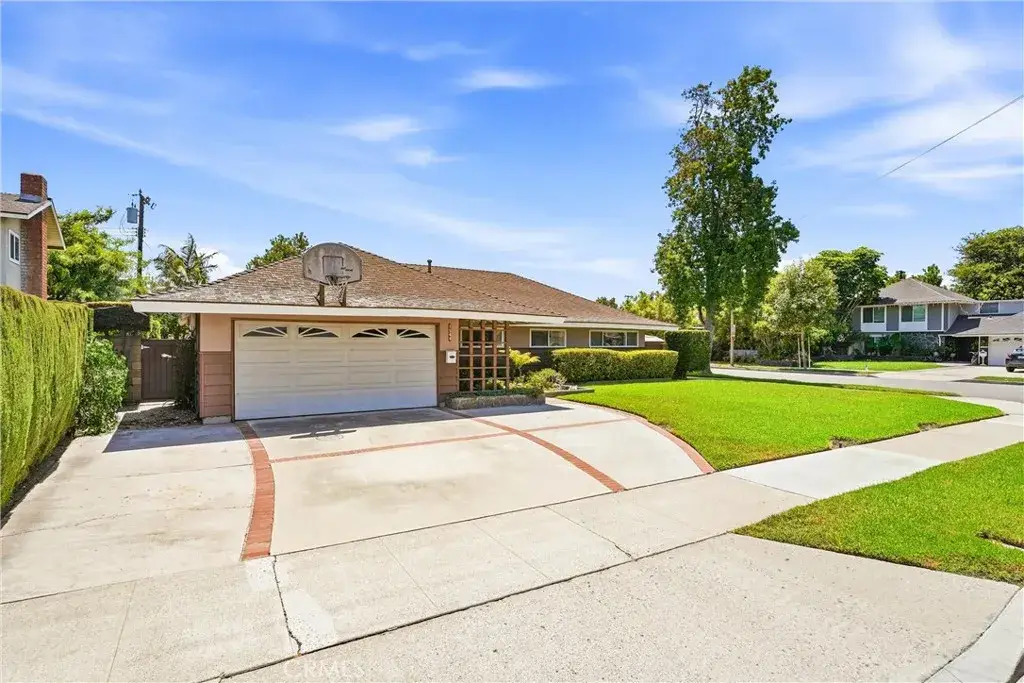 1544 E Riverview, Orange, CA 92865 - #1