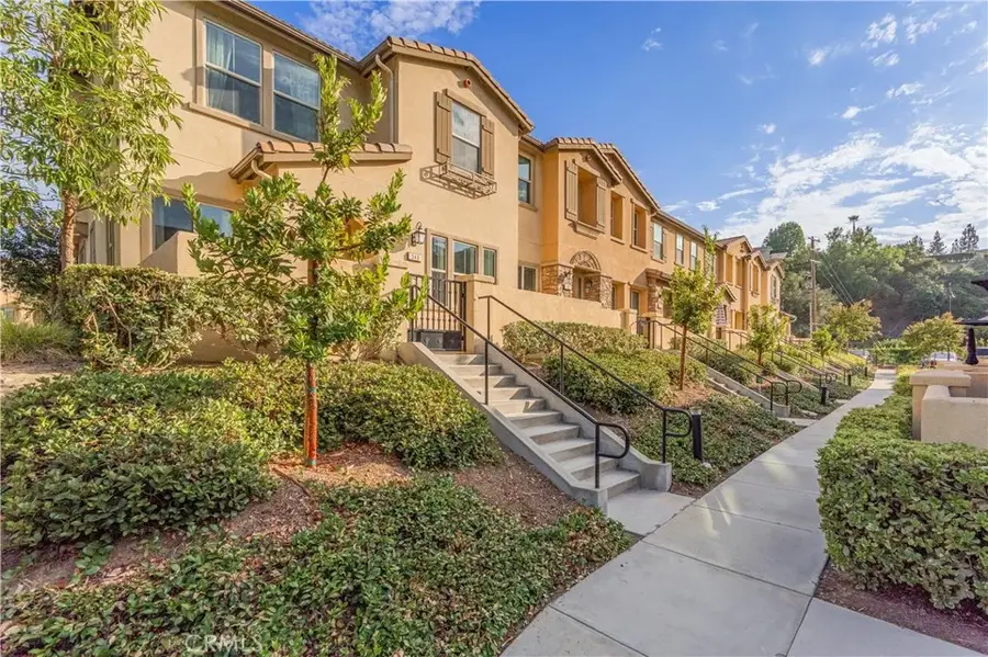 340 S Auburn Heights, Anaheim, CA 92807 - #3