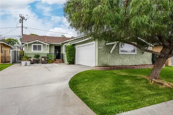 12526 Chadwell Street, Lakewood, CA 90715