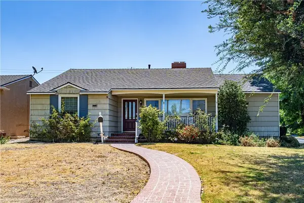 8638 Calmosa Avenue, Whittier, CA 90605