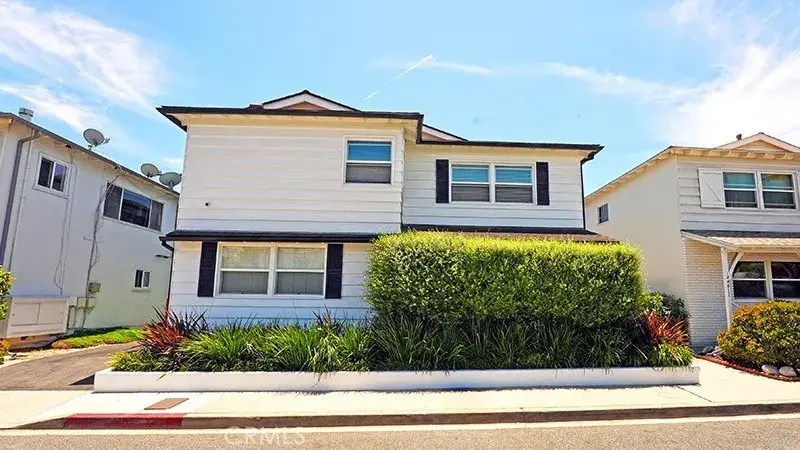 1250 Manhattan Beach, Manhattan Beach, CA 90266 - #1