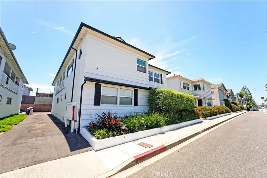 1250 Manhattan Beach, Manhattan Beach, CA 90266 - #3