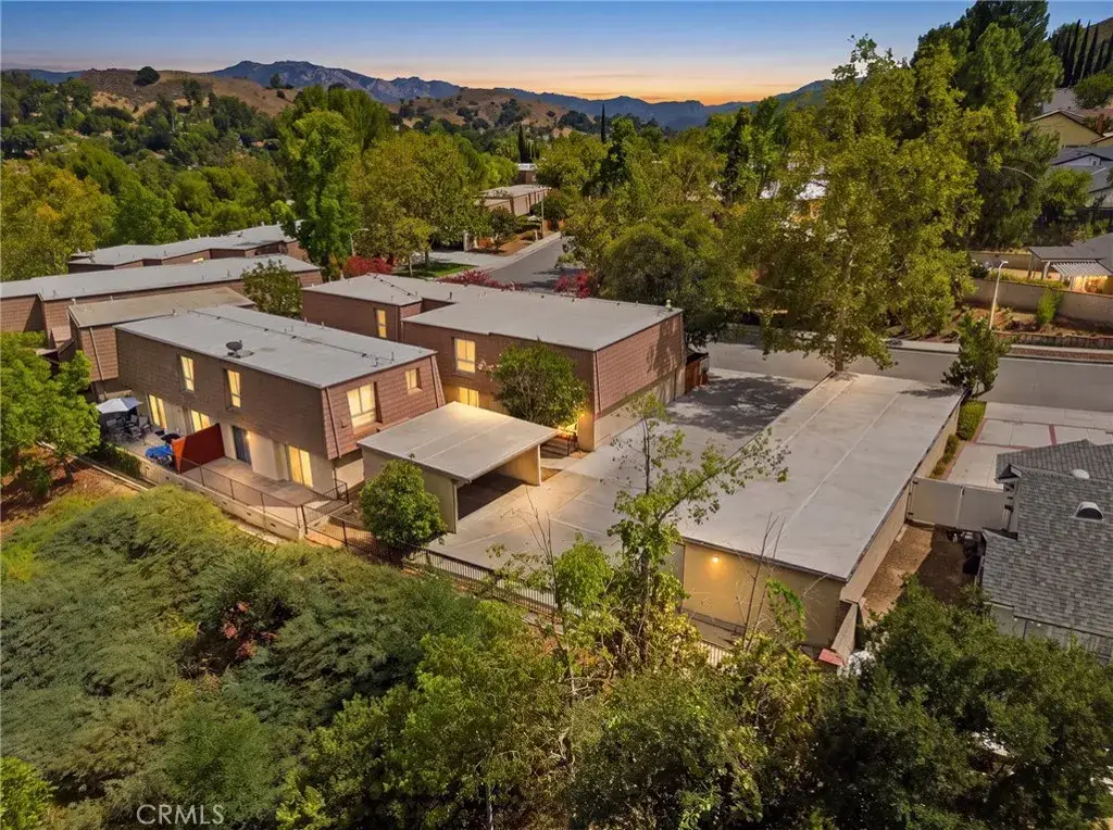 27511 Endeavor St, Agoura Hills, CA 91301 - #1