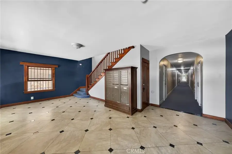 635 Elm Avenue #5, Long Beach, CA 90802 - #2