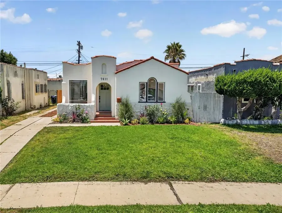 7611 S Hobart, Los Angeles, CA 90047 - #2