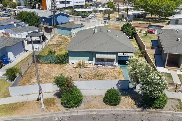 10400 Mary Avenue, Los Angeles, CA 90002