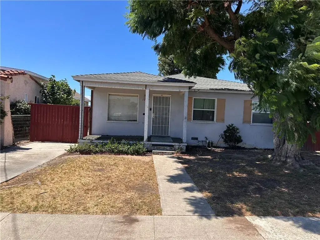 1727 N Neptune, Wilmington, CA 90744 - #1