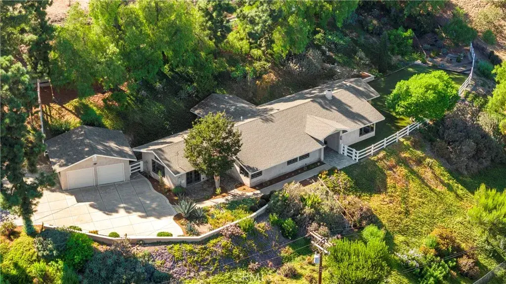 2201 Skyline Dr., Fullerton, CA 92831 - #1