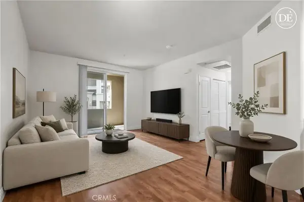 2108 Scholarship, Irvine, CA 92612
