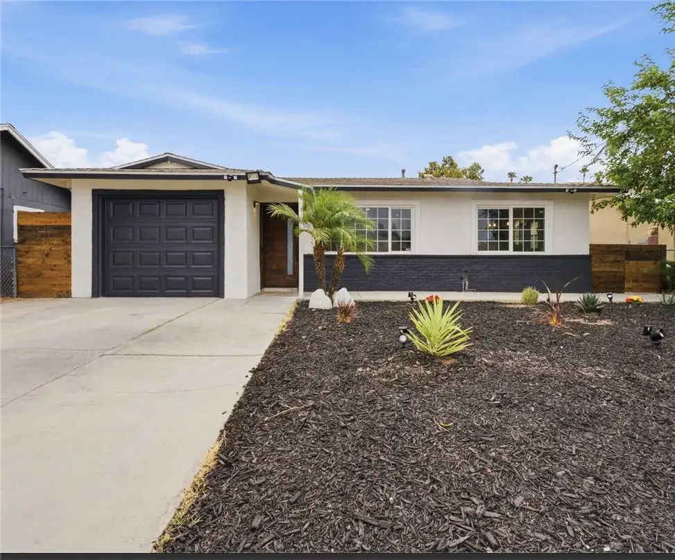 623 S Mistletoe Avenue, San Jacinto, CA 92583 - #1