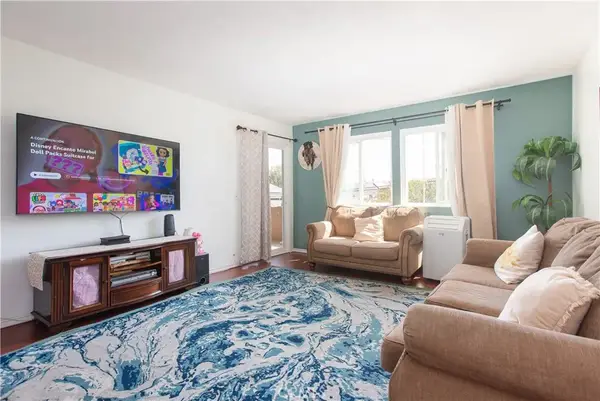 2507 E 15th Street #214, Long Beach, CA 90804