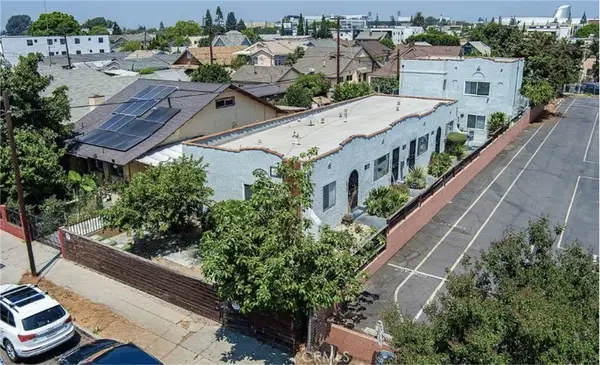 517 W 42nd, Los Angeles, CA 90037