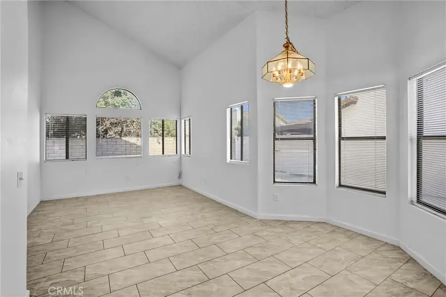 6565 Sonoma Avenue, Fontana, CA 92336 - #2