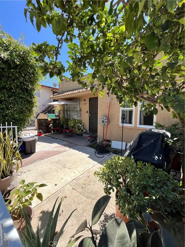 1634 W Parade, Long Beach, CA 90810 - #2