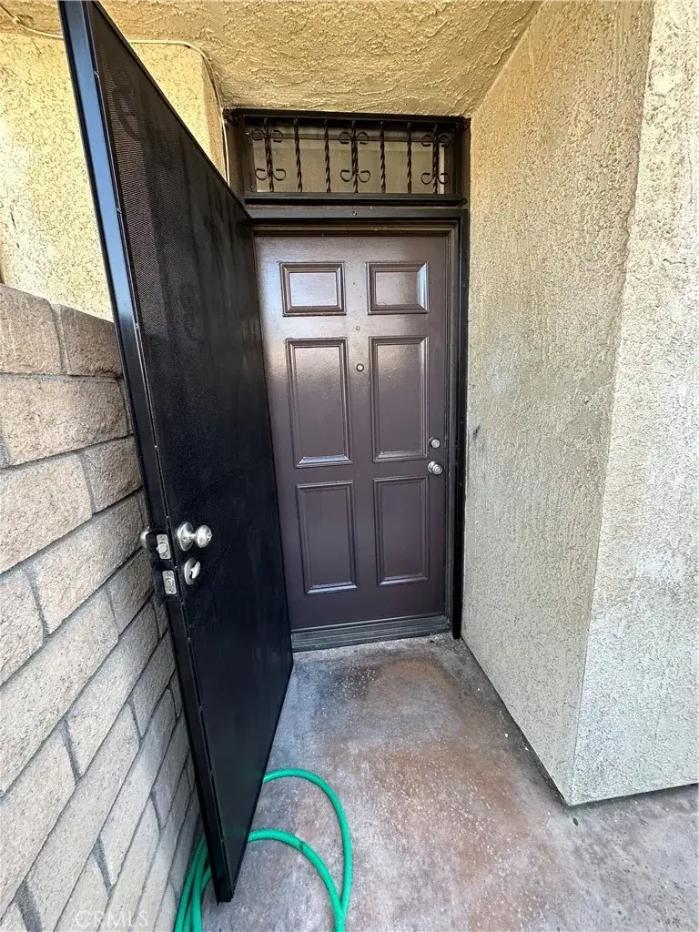 2674 Clarendon, B Avenue, Huntington Park, CA 90255 - #3