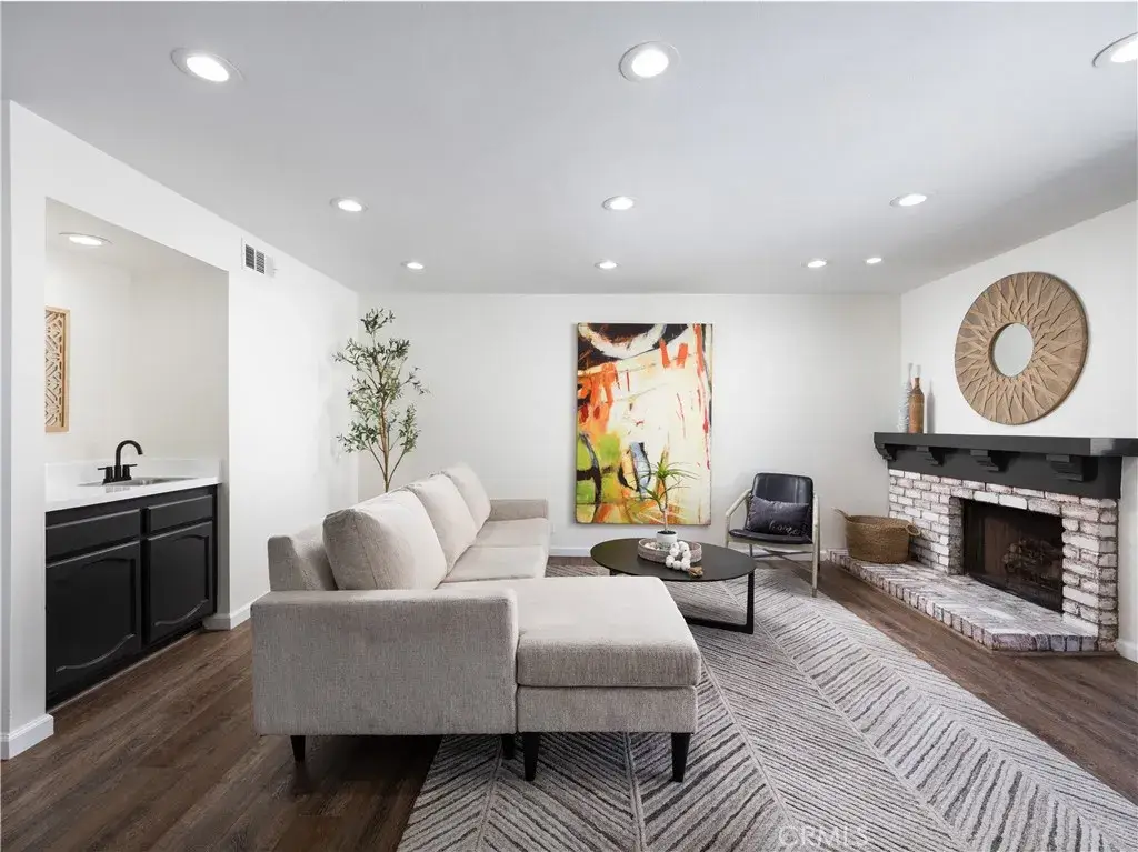 212 Mayfair, Costa Mesa, CA 92627 - #1