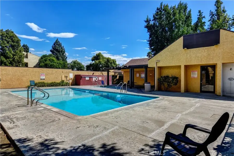 435 W 9th #E1, Upland, CA 91786 - #3