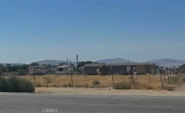 0 90th St E, Sun Village, CA 93543