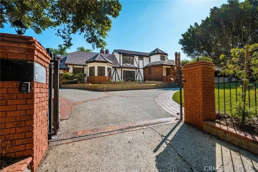 126 S Lakeview Avenue, Anaheim Hills, CA 92807 - #2
