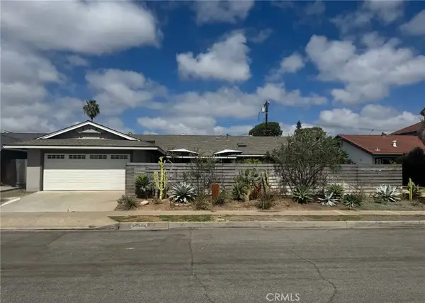 2817 La Salle, Costa Mesa, CA 92626