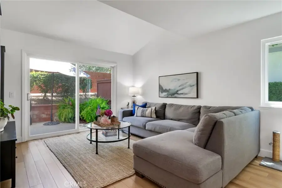 966 Michael #D, Corona, CA 92881 - #3