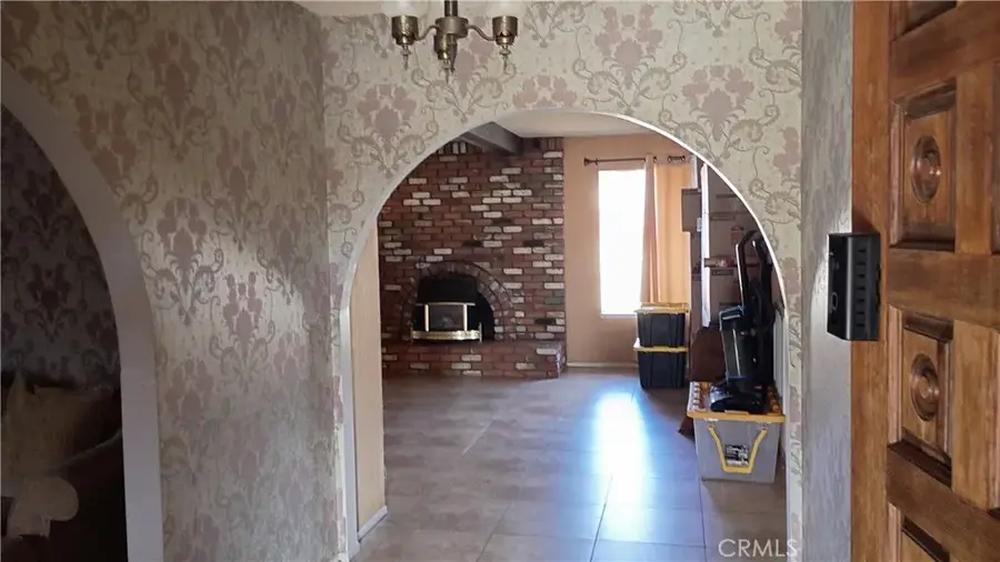 16340 Suttles Drive, Riverside, CA 92504 - #3