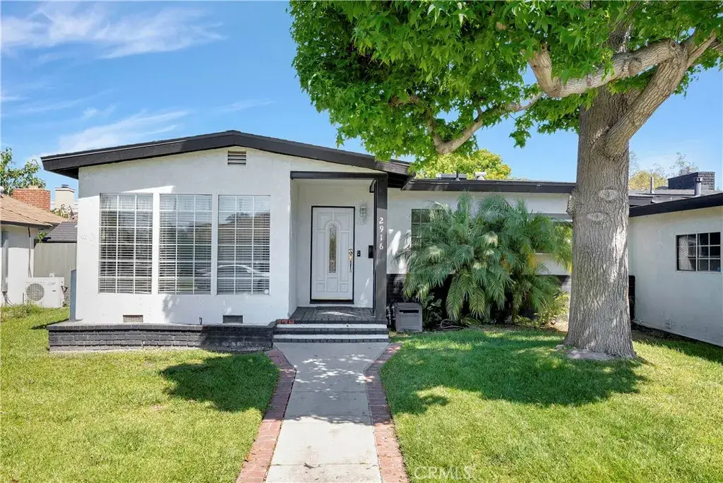 2916 Charlemagne Avenue, Long Beach, CA 90815 - #1