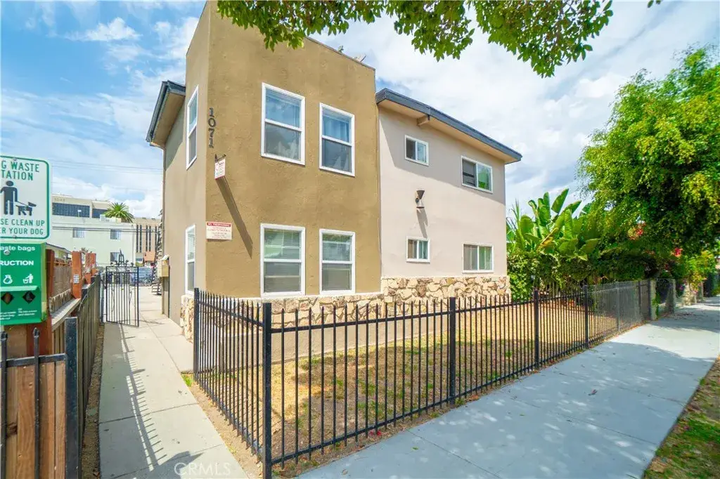 1071 Olive, Long Beach, CA 90813 - #1