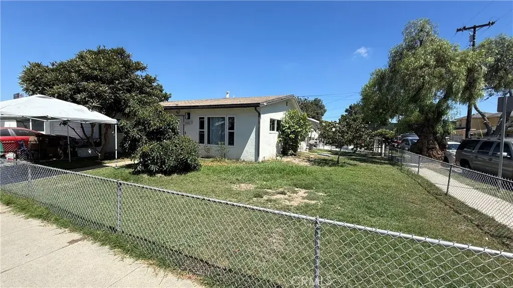 2037 W Lincoln, Long Beach, CA 90810 - #1