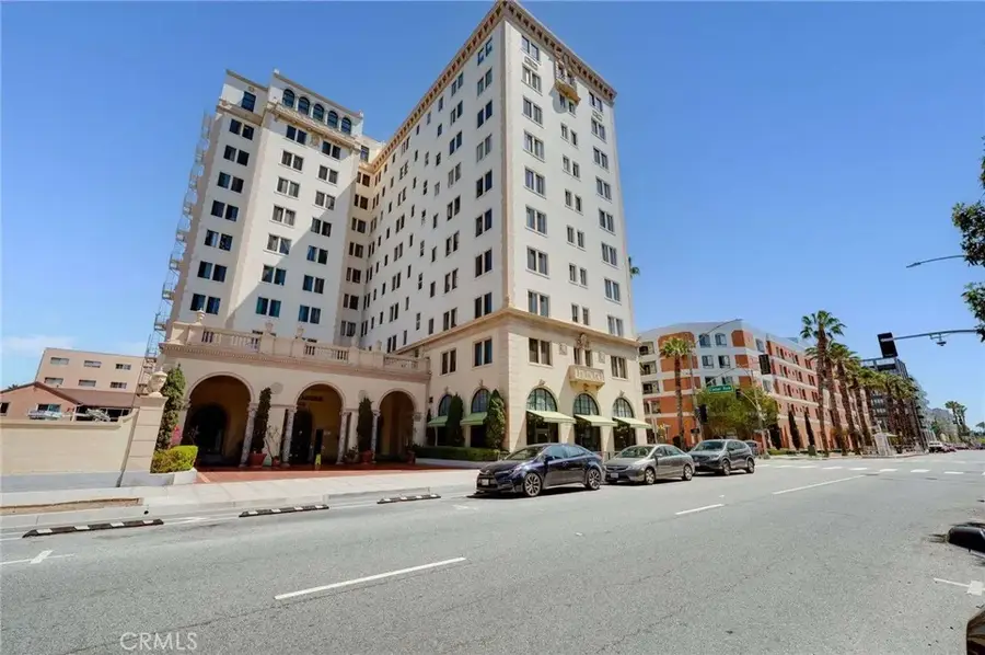 315 W 3rd #1011, Long Beach, CA 90802 - #2