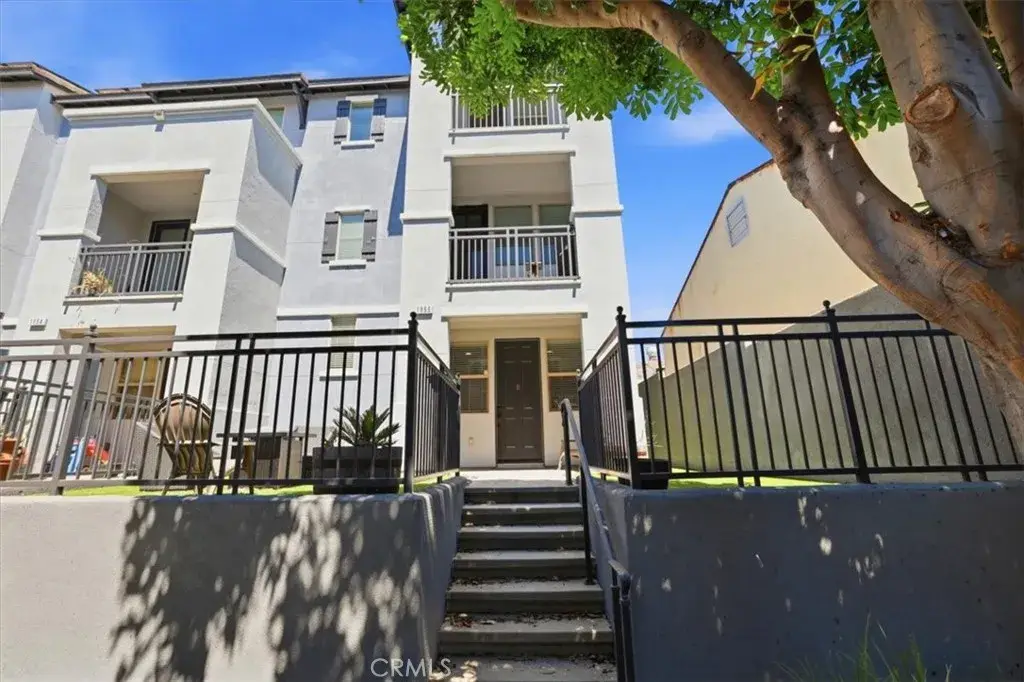 1866 Orizaba, Signal Hill, CA 90755 - #1