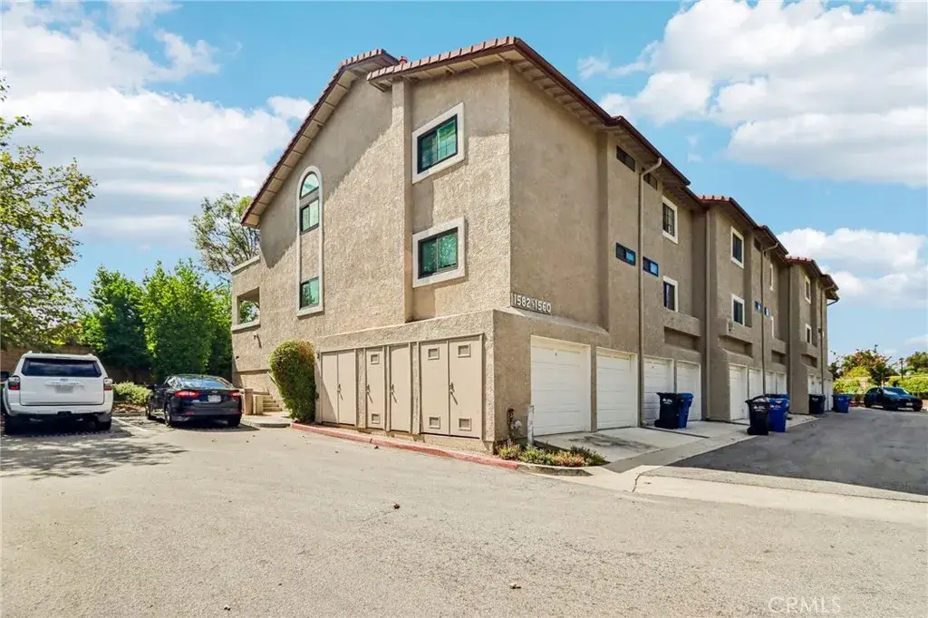 1574 Charterwood Court, Thousand Oaks, CA 91362 - #1