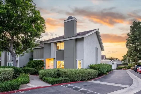 10 Goldenbush, Irvine, CA 92604