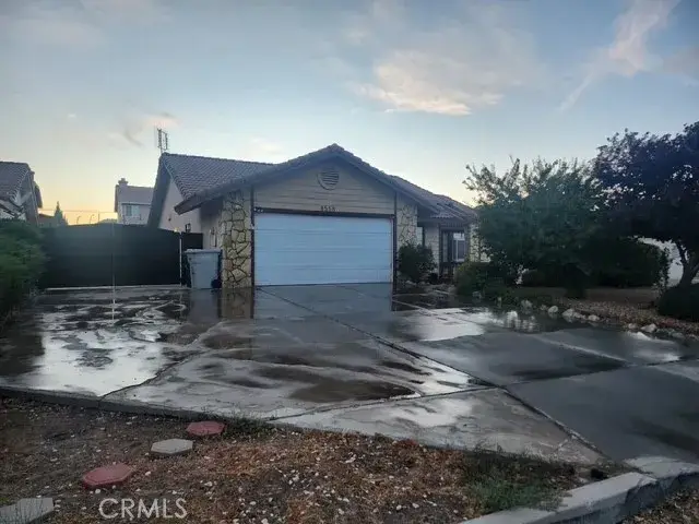 8558 Valley View, Hesperia, CA 92344 - #1