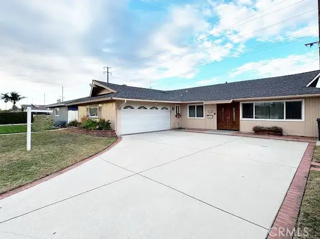 6631 Walton Dr, Huntington Beach, CA 92647 - #2