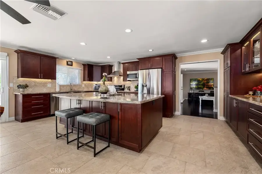 390 N Milford Road, Orange, CA 92867 - #2