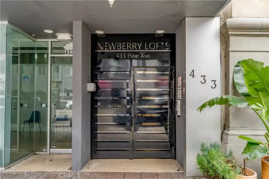 433 Pine Avenue #100, Long Beach, CA 90802 - #2