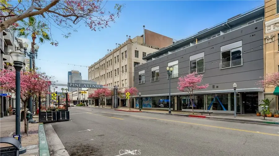 433 Pine Avenue #100, Long Beach, CA 90802 - #3
