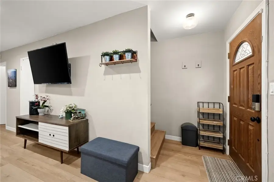 2452 Chelsea Place #M, Santa Monica, CA 90404 - #2