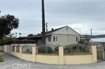 1634 E Briarvale, Anaheim, CA 92805