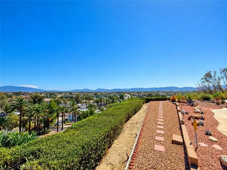 38660 Via Amarilla, Murrieta, CA 92563 - #2